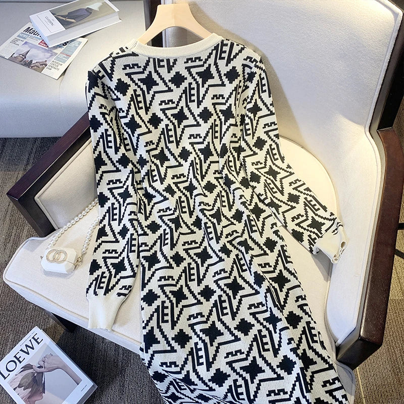 Office Lady Knitted Dress Autumn Winter French Style Slim Crewneck Long Sleeve Mini Sweater Dress for Women